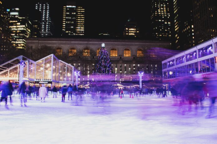 Discover the best 2025 holiday events in New York City—markets, lights, shows, skating, and iconic celebrations across the five boroughs.